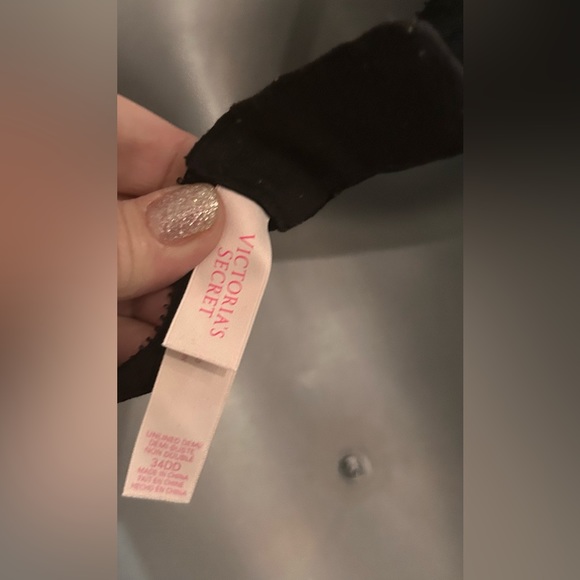 Victoria’s Secret black lace and mesh Demi bra size 34DD - Picture 4 of 4